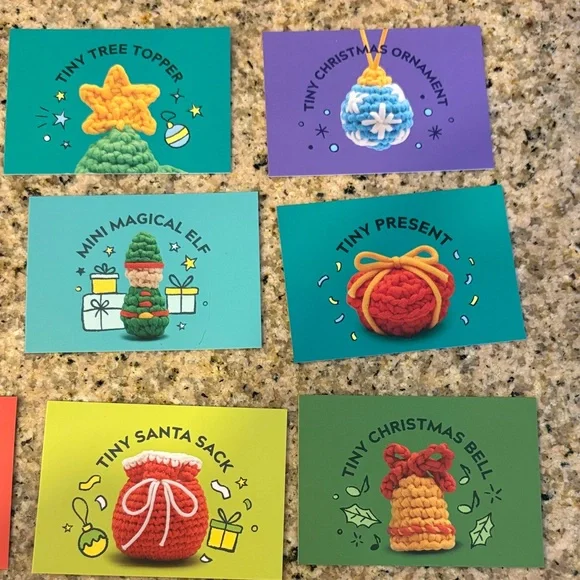 Woobles Christmas Crochet Kit - Picture 1 of 4